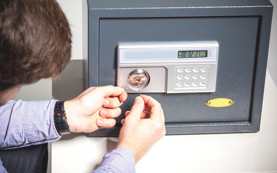 When Do l Need a Locksmith to Open a Safe?