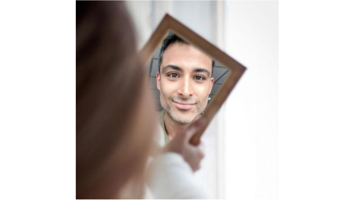 Phthalate-Free Hyaluronic Acid Serum: A Top Choice For AmpiFire’s CSO Jay Cruiz