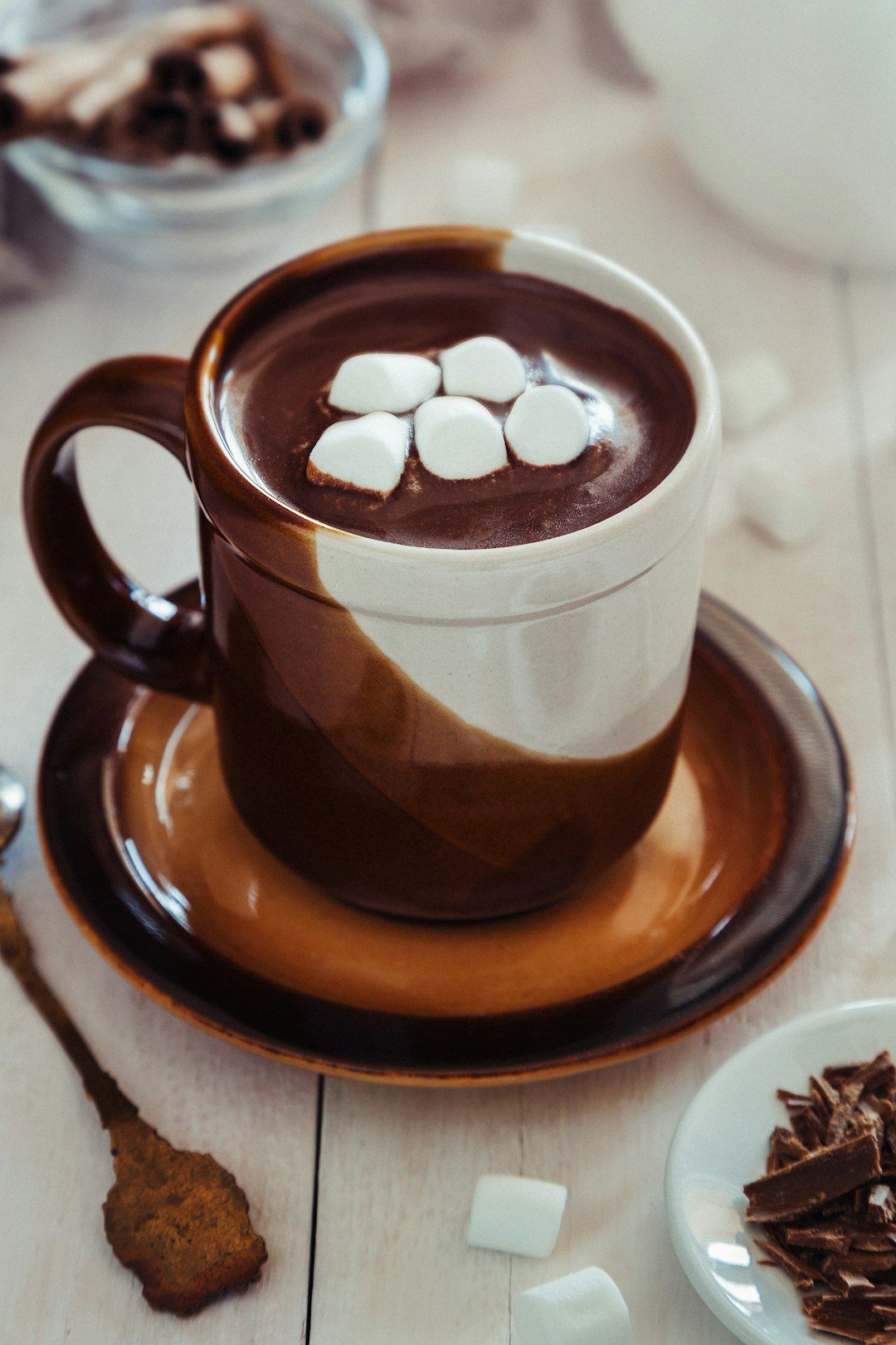 Want to Boost Foot Traffic? Here’s Why a Hot Chocolate Cart Catering Might Be Your Best Bet